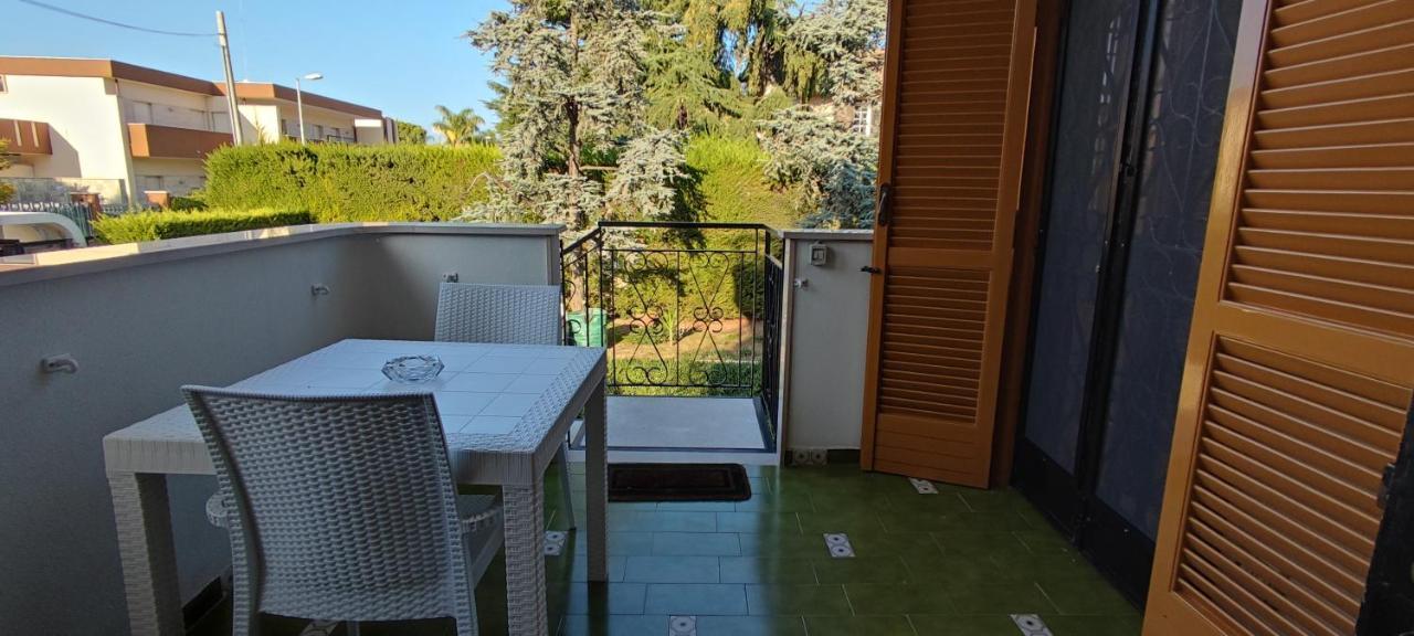 Villa Mary - Oroblu Trani Luaran gambar